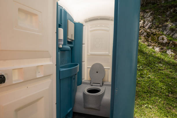 Best Porta potty rental near me  in Harleysville, PA